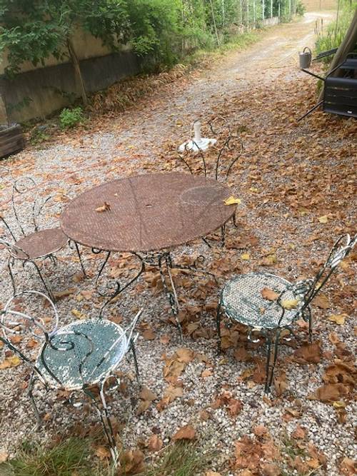 Vends salon de jardin ancien en fer forgé