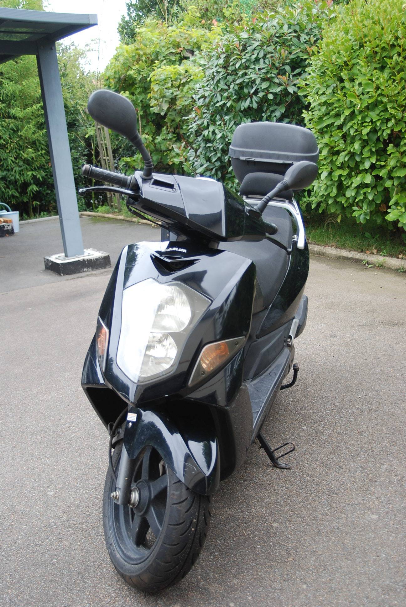 Vends scooter Daelim 125, 2011, 12100km
