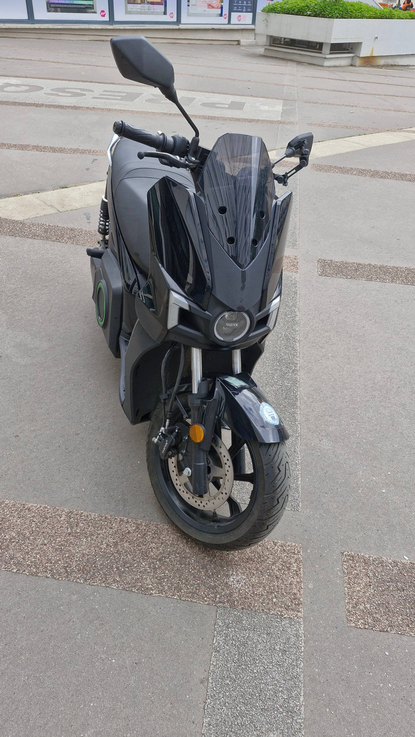 Vends Scooter Silence S01 Connected, 2021, 2500km