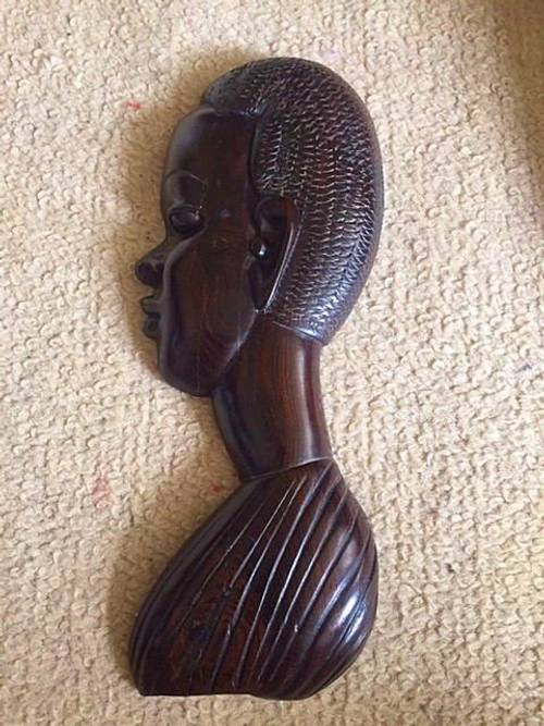 Vends statuette murale ivoirienne très bon état