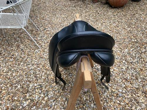 Vends selle de dressage Diamant Euroriding