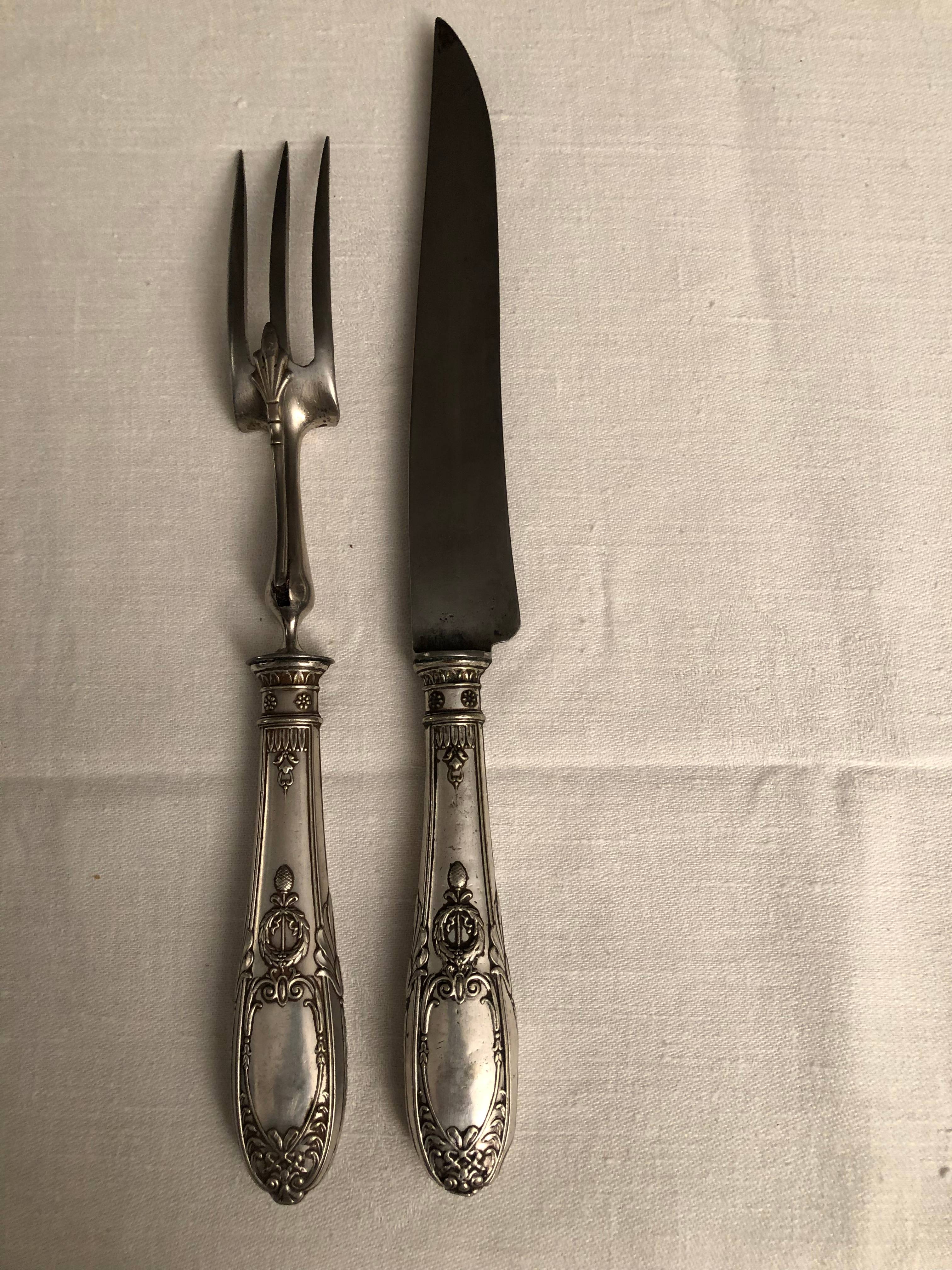 Vends service à découper