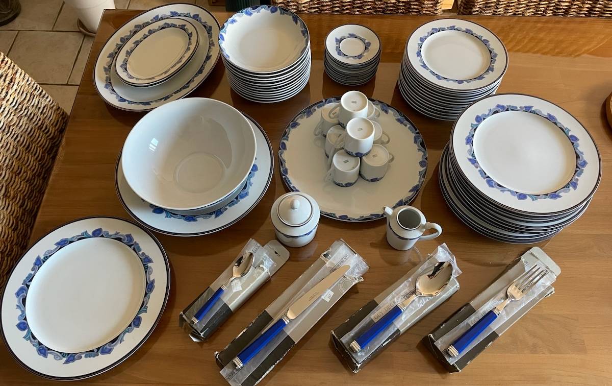 Vends service Guy Degrenne très bon état