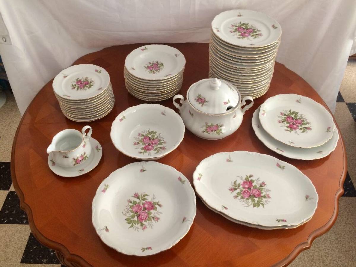 service de table cafe et dessert en porcelaine de baviere 12 personnes