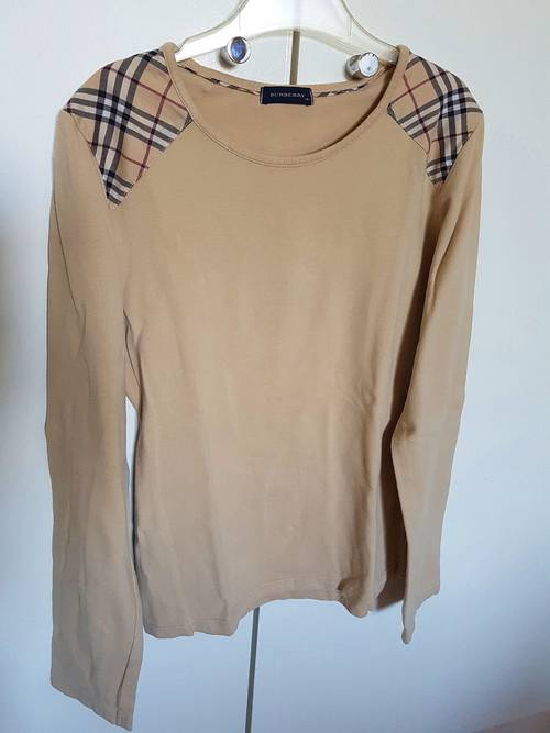 Vends T shirt casual chic, Burberry, beige, épaules tartan, 14 ans