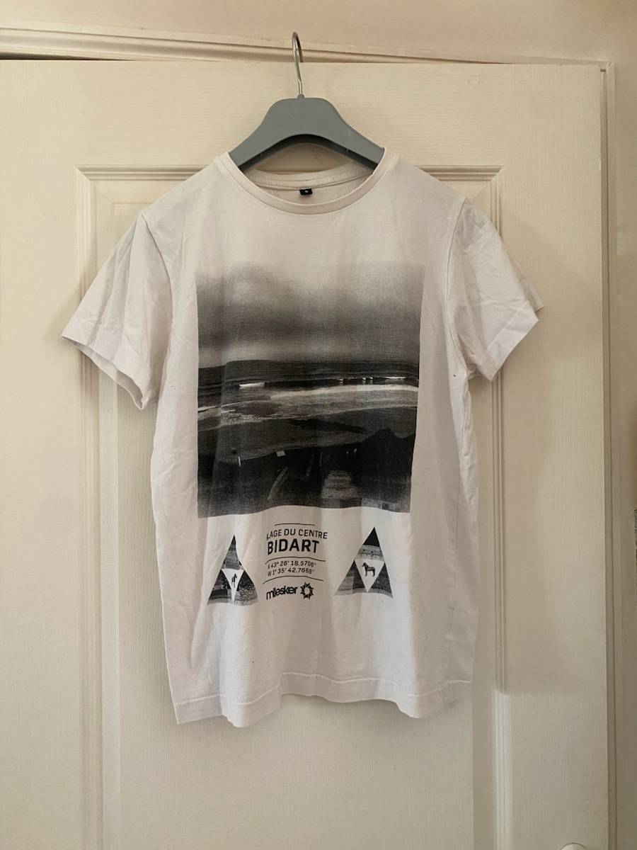 Vends tee-shirt Milesker (Pays Basque) blanc et noir - Taille S