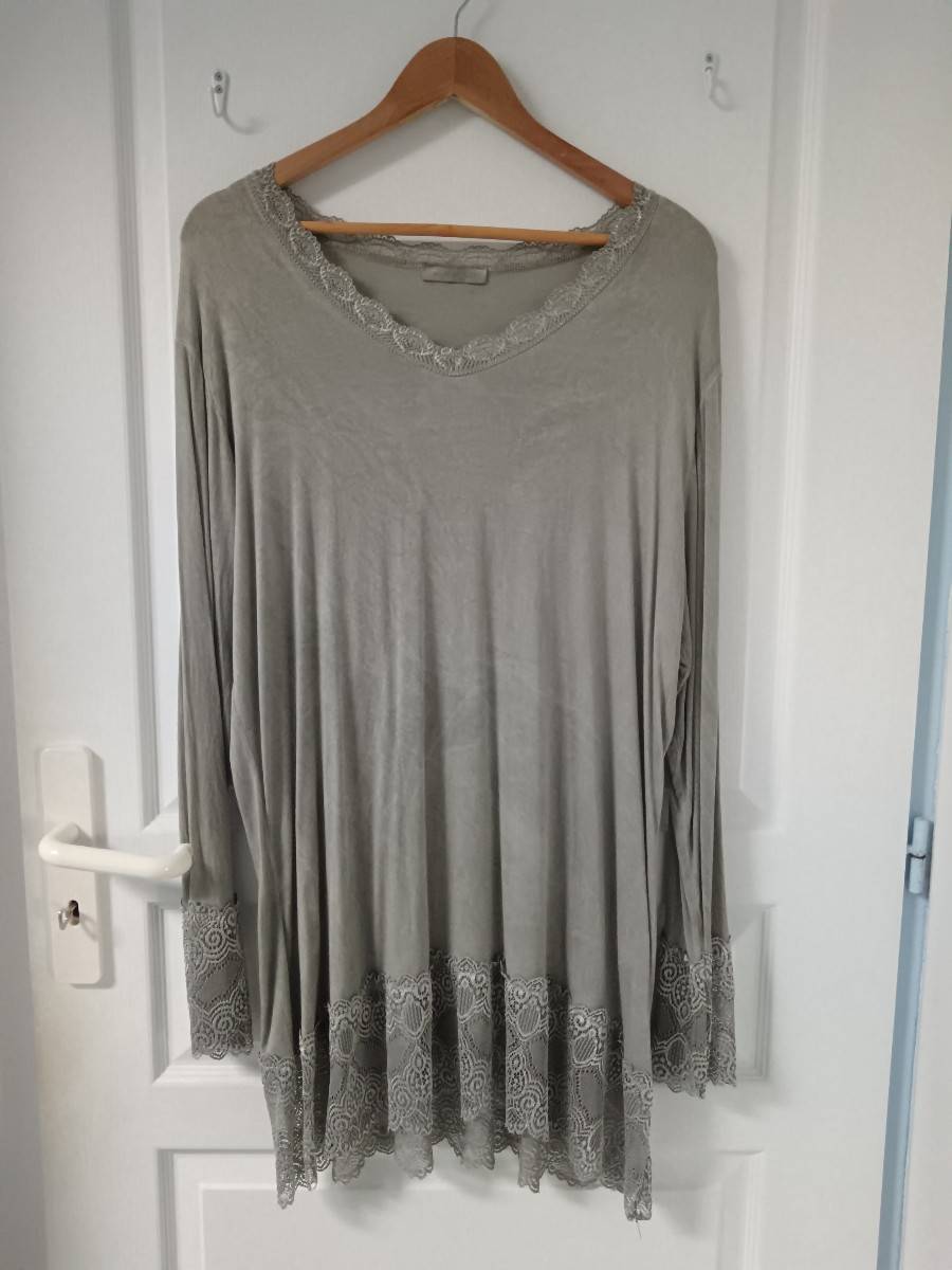 Vends tee-shirt long très peu porté - Taille XL