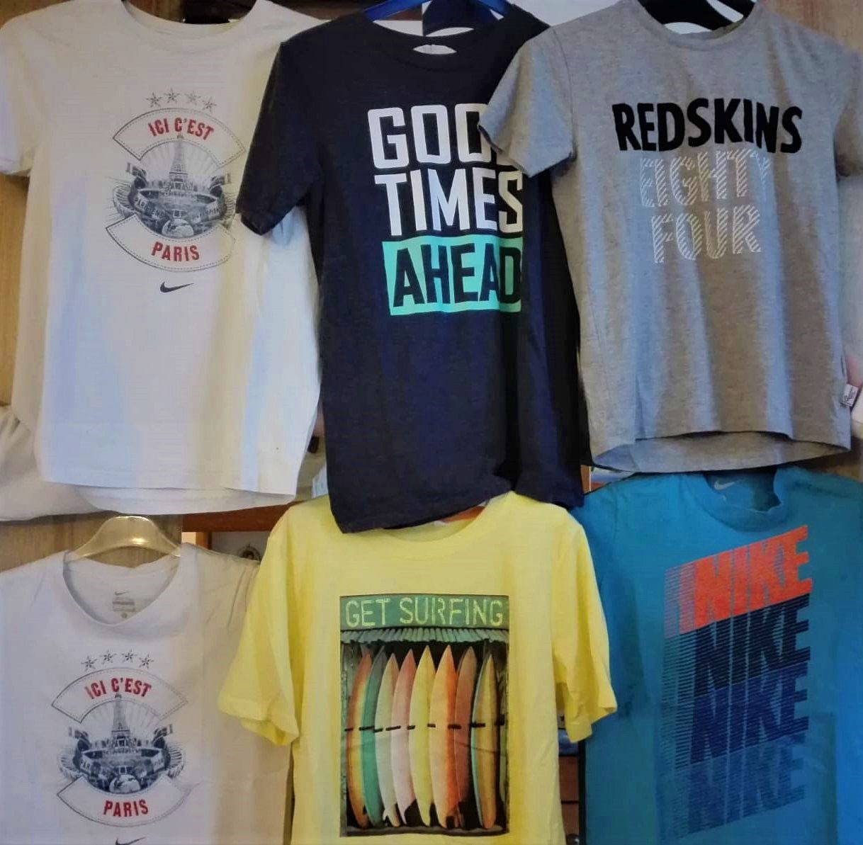 Vends 6 tee-shirts de 10 ans à 14 ans, excellent état