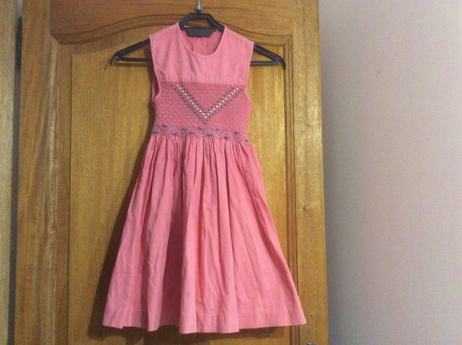Vends robe à smocks, piqué de coton rose, 6 ans