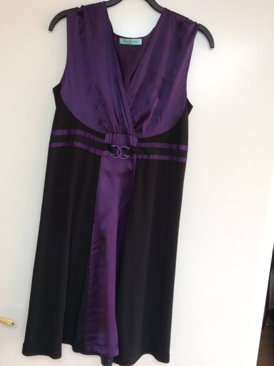 Vends robe de soirée Guess - taille 38/40 - noir et violet soyeux
