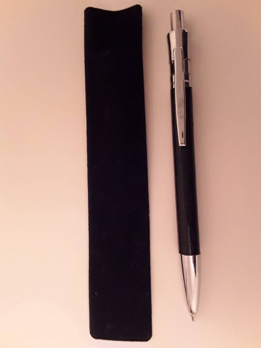 Vends stylo bille Pierre Cardin neuf