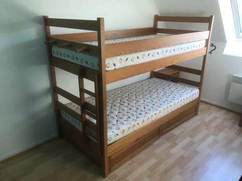 Vends lits superposés