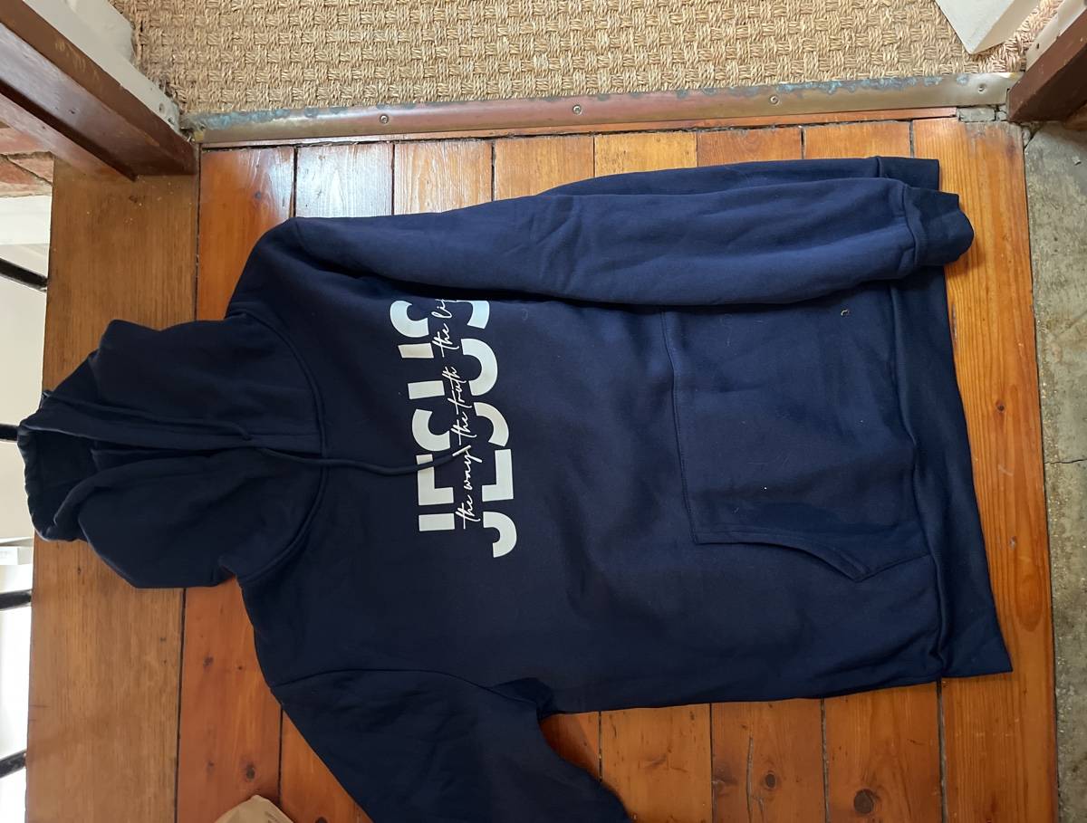 Vends sweat-shirt neuf Jesus bleu marine - Taille M
