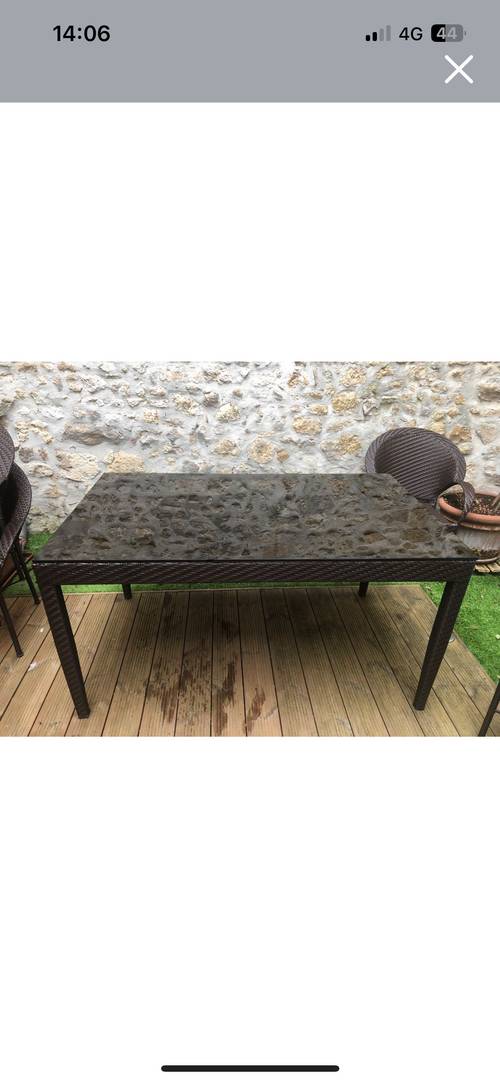 Vends table de jardin et 6 fauteuils