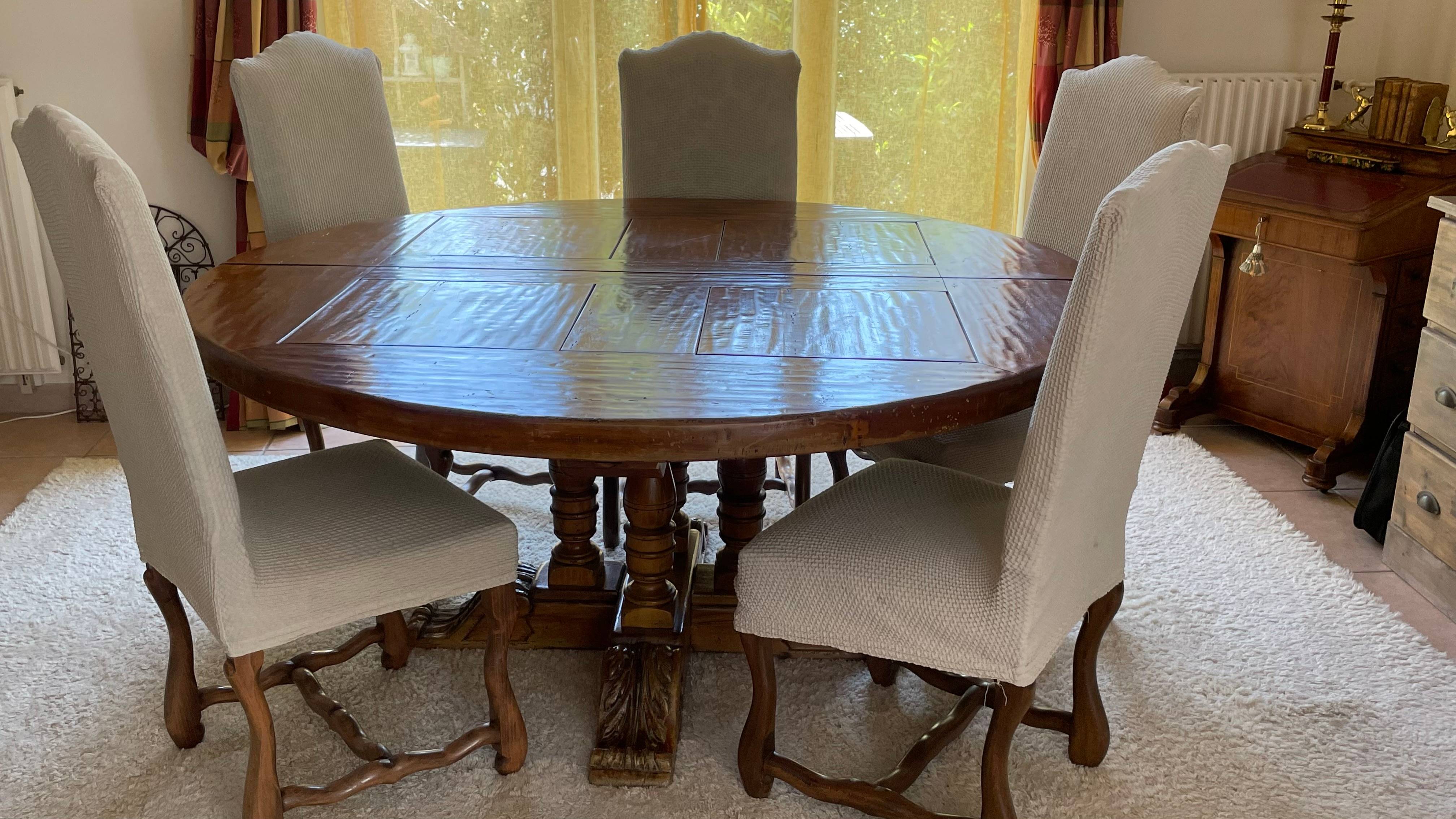 Vends table ronde 160cm + rallonge 50cm avec pied central- bois massif