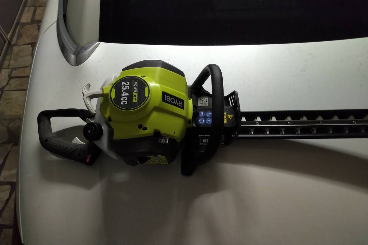 Vends taille-haies Ryobi