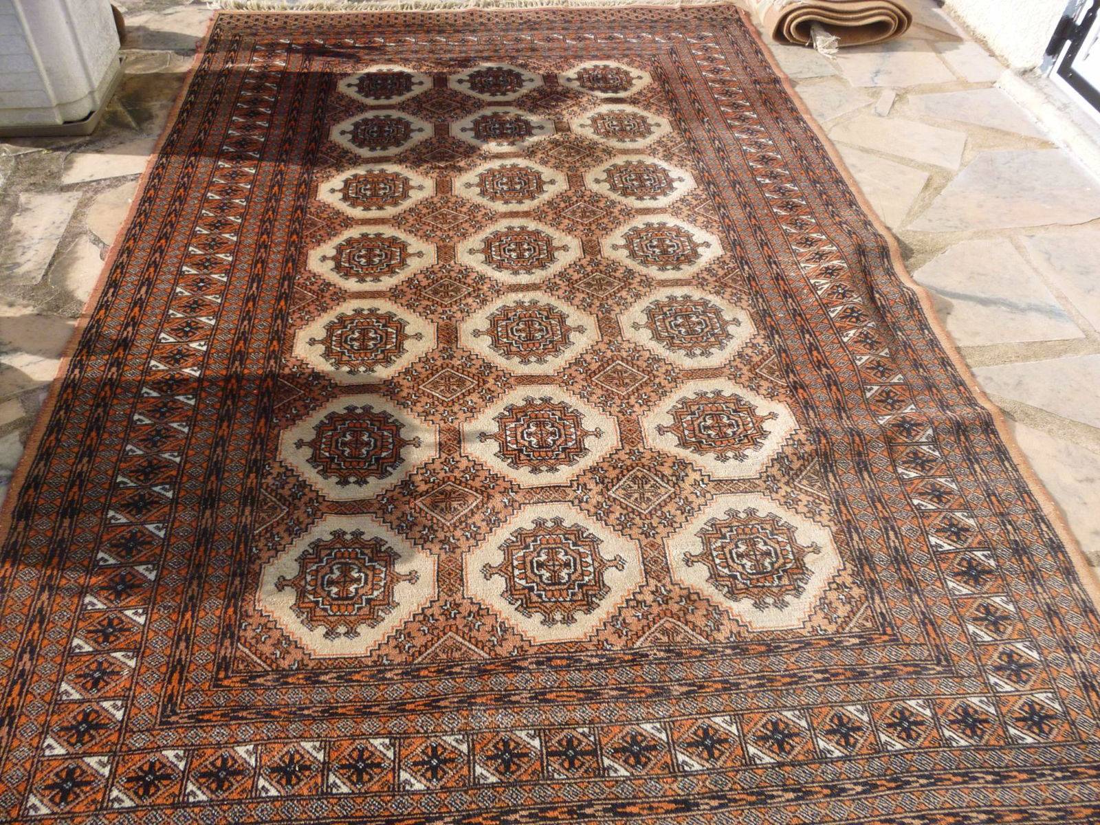 Vends tapis pure laine du PAKISTAN 2,38m x 1,55m
