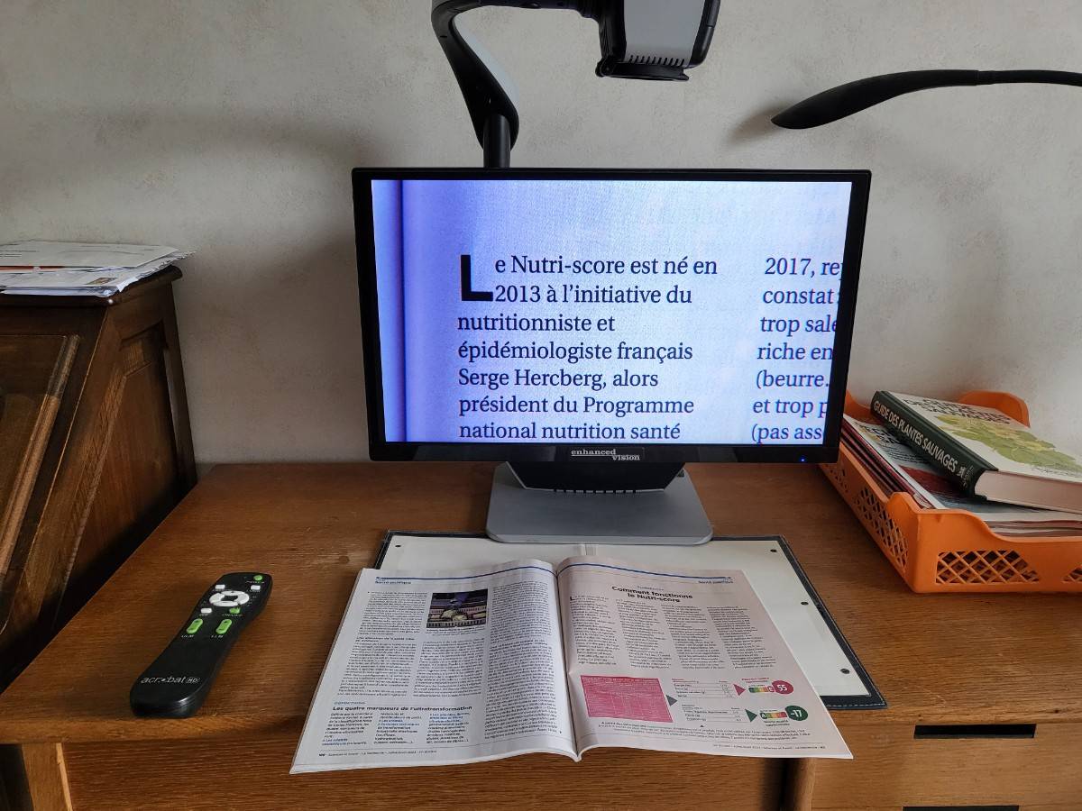 Vends téléagrandisseur (machine à lire basse vision)