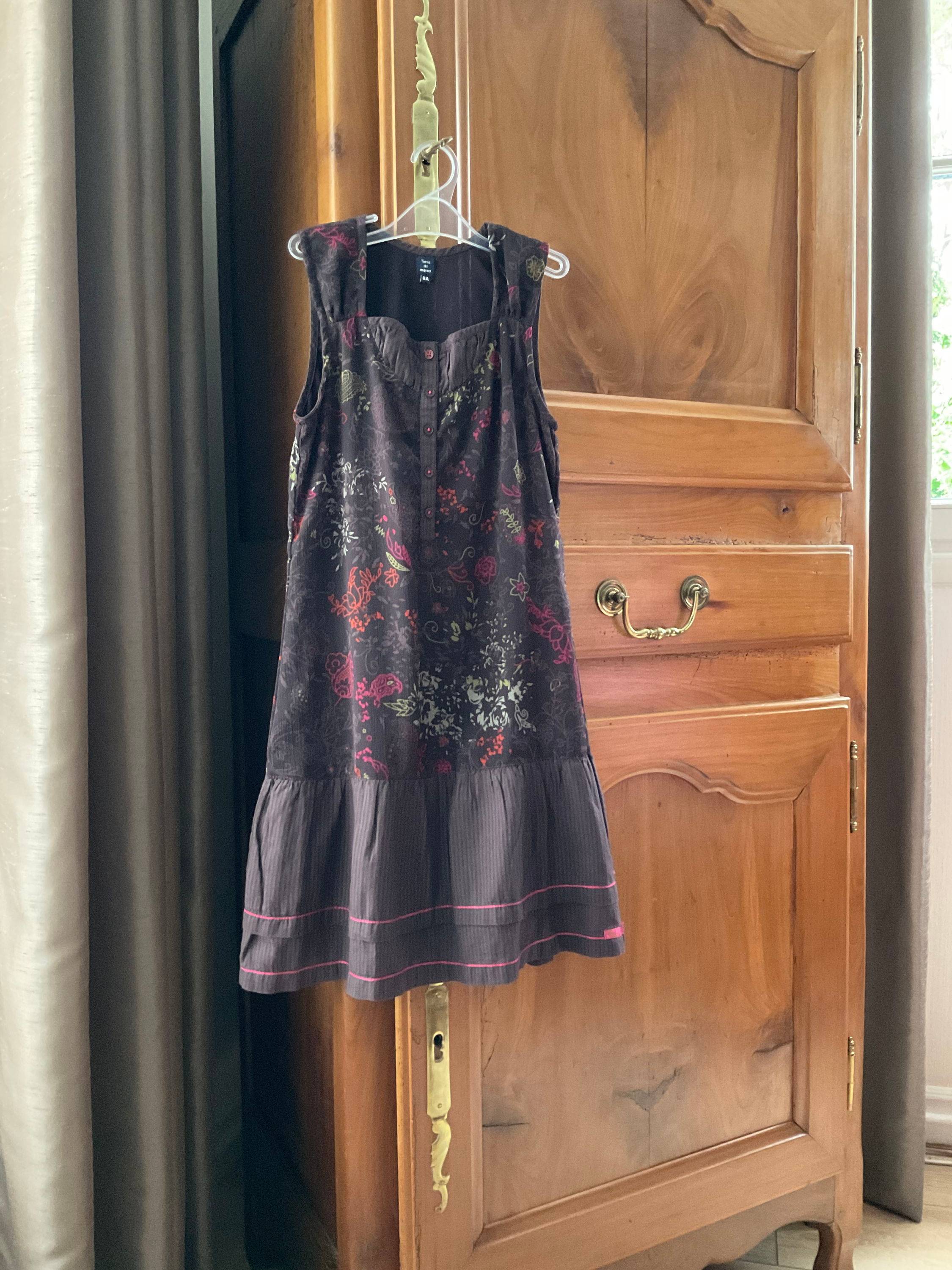 Vends robe "Terre de Marins" - Taille 8 ans comme neuve