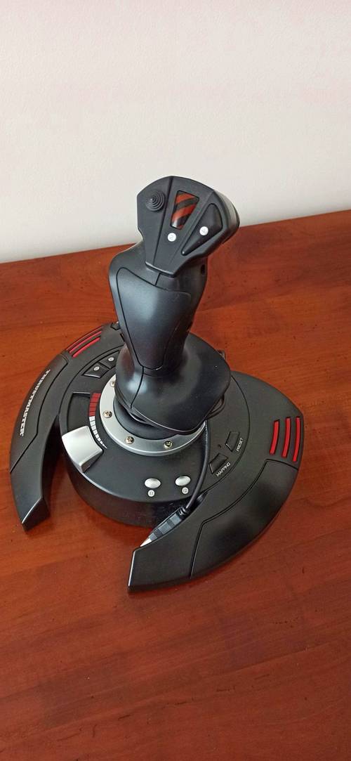 Vends Thrustmaster TFlight