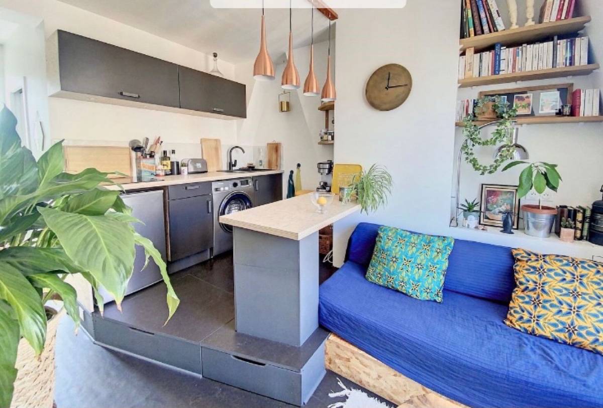 Vends T2 traversant Paris 17ème - 27m²