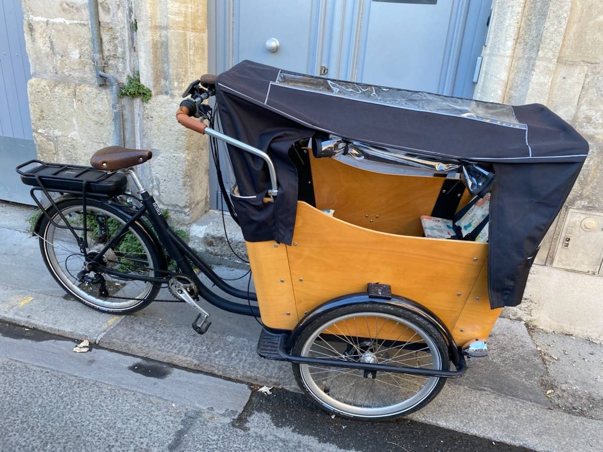 Vieux remorqueur image stock. Image du canaliser, hollande - 14658225
