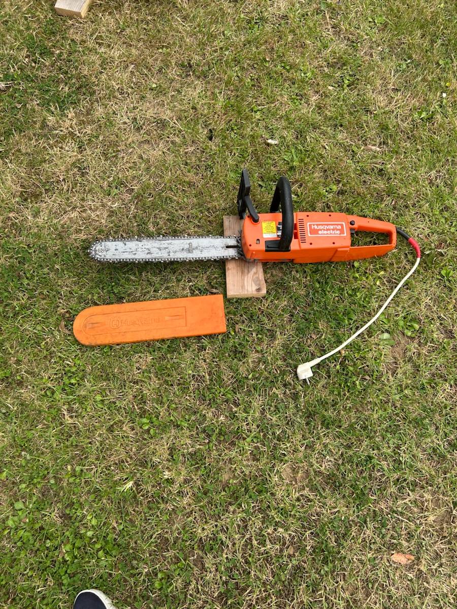 Vends tronçonneuse électrique Husqvarna