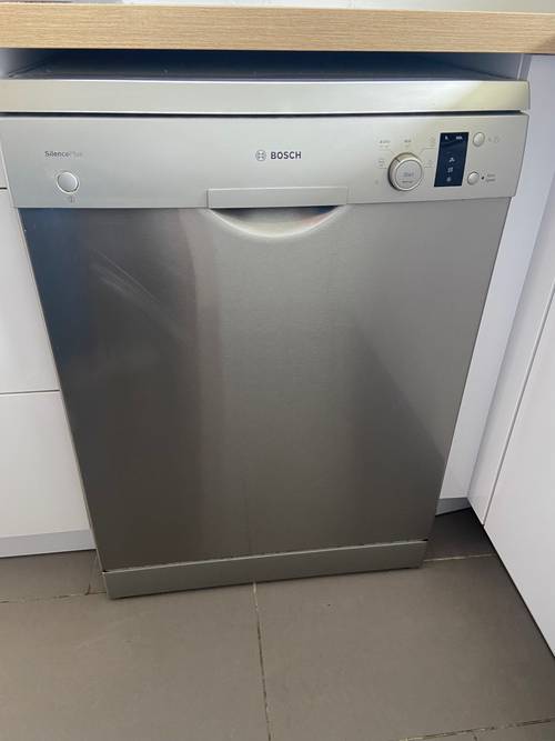Vends Lave-vaisselle Bosch Silence Plus