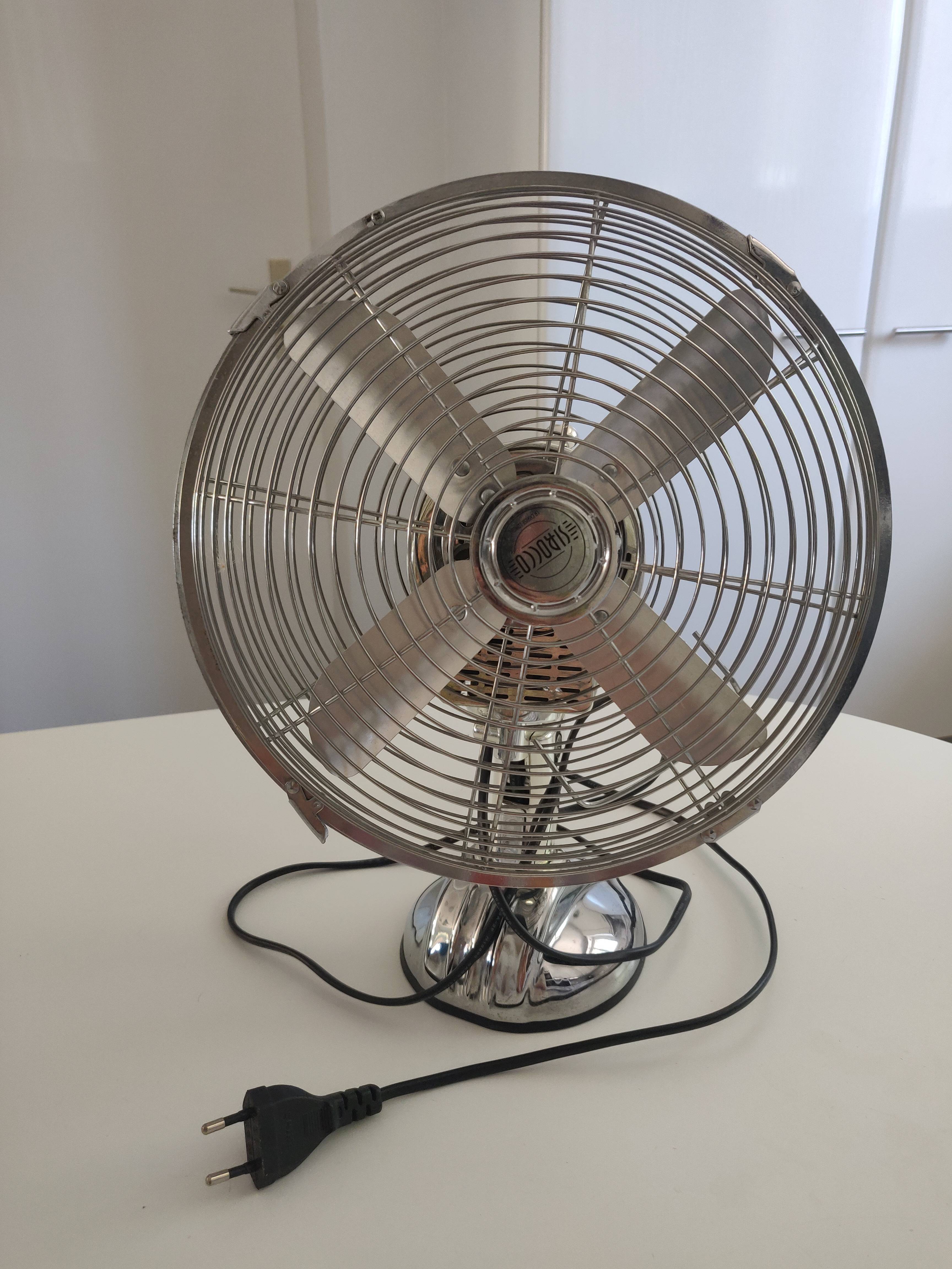 Vends ventilateur de table