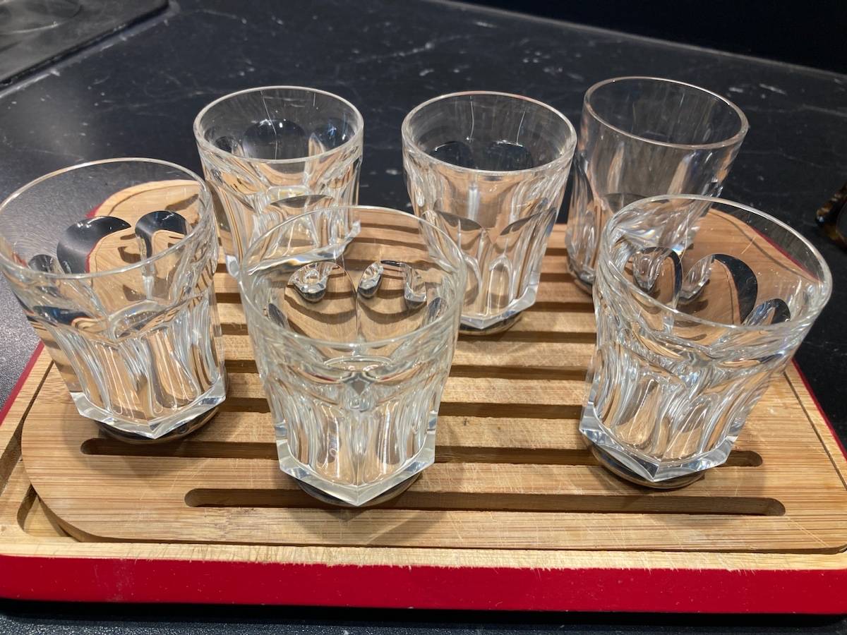 Vends 6 verres à liqueur Baccarat ou Saint Louis cerclés argent massif, fin XIXème