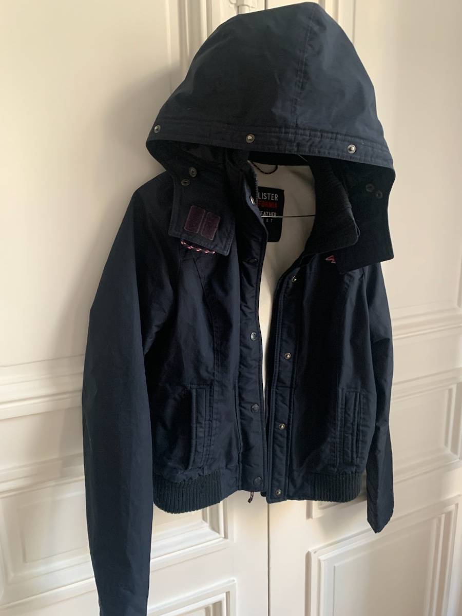 Vends Veste Hollister - Taille M sur Gens de Confiance