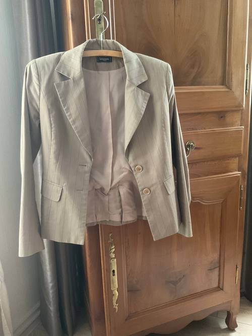Vends veste « Sinéquanone » Taille 36