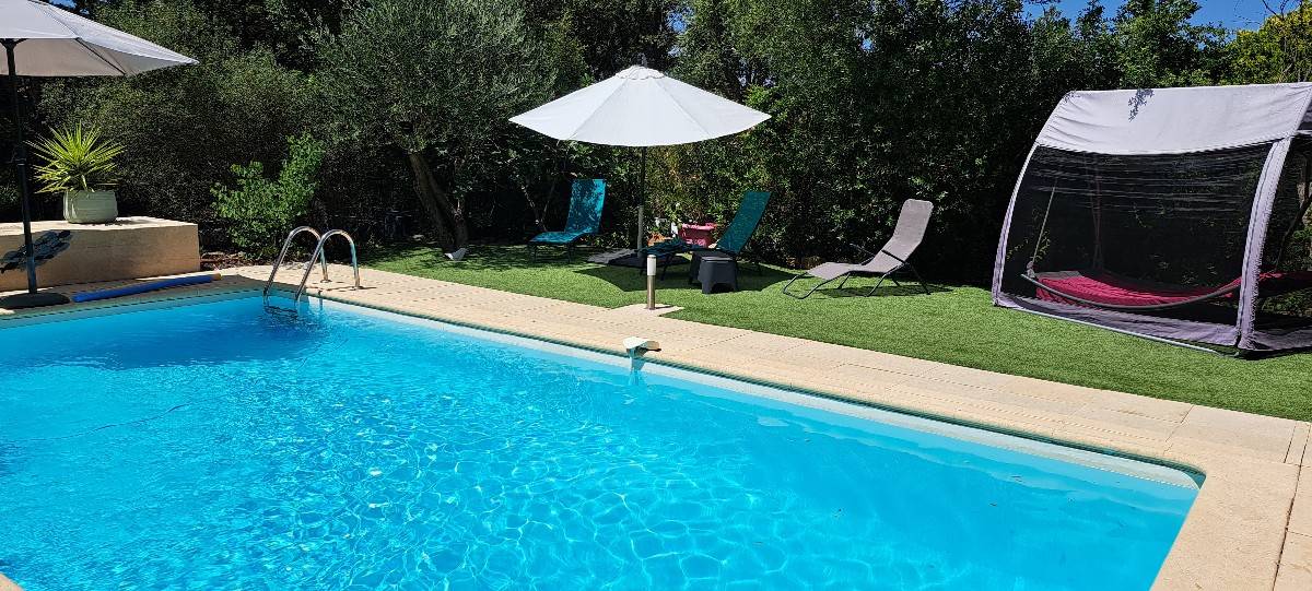 Vends villa style architecte dedans dehors - 3 chambres, 130m², Roquebrune-sur-Argens (83)
