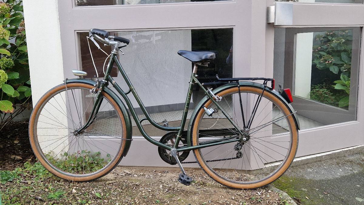 Vends vélo de ville vintage en bon état