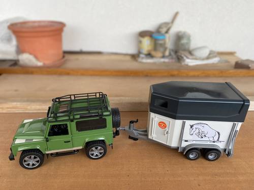Vends voiture avec remorque pour cheval (jouet)