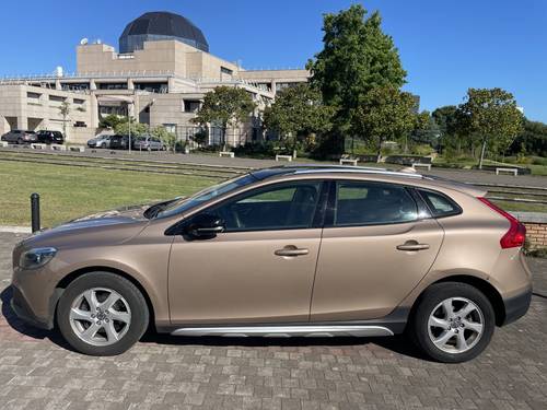 Vends Volvo v40 Cross country D2 - 2013, 142 000km