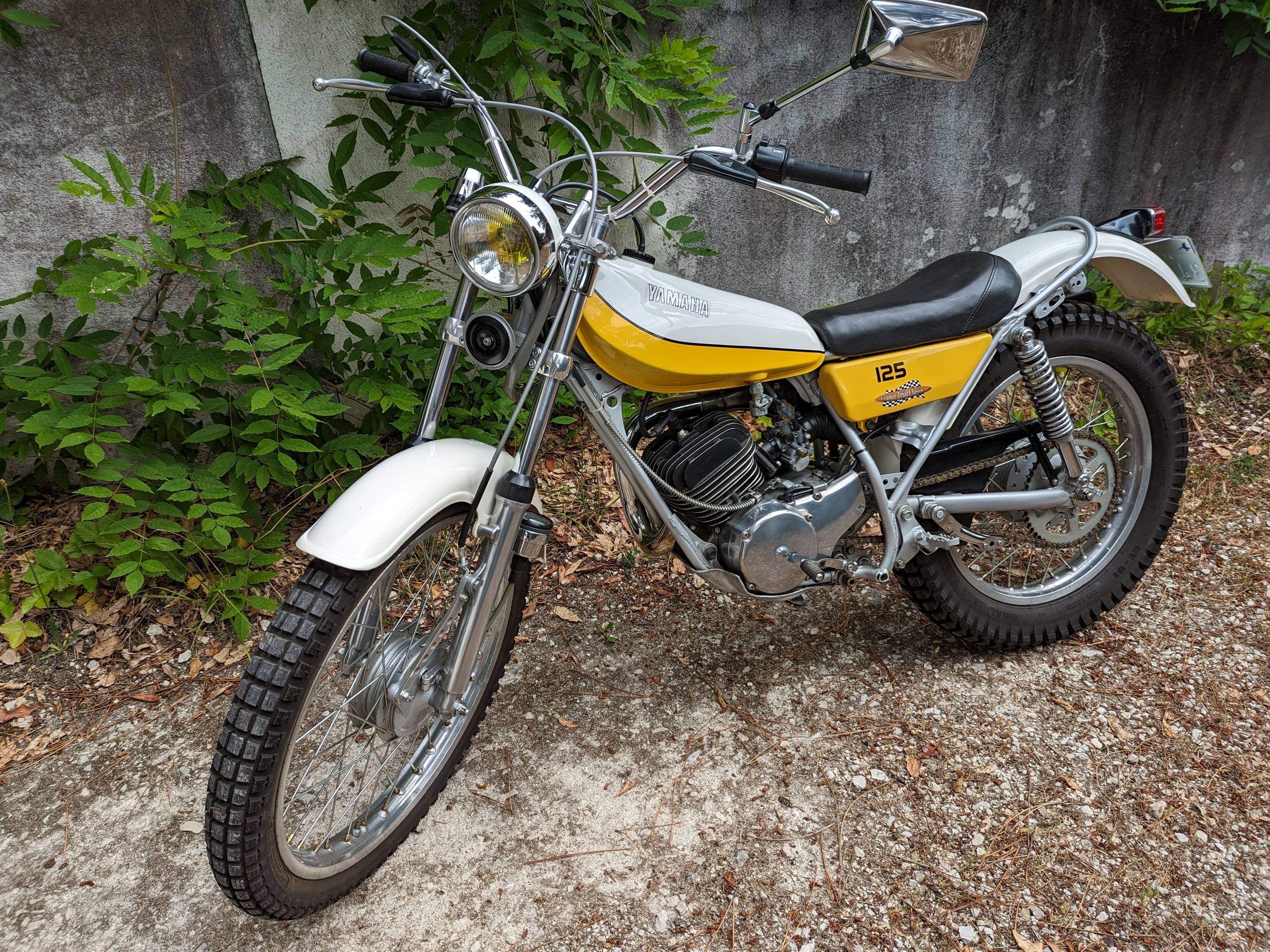 Vends moto 125 ty Yamaha Trial - Mise en circulation 29/03/1976 on Gens ...