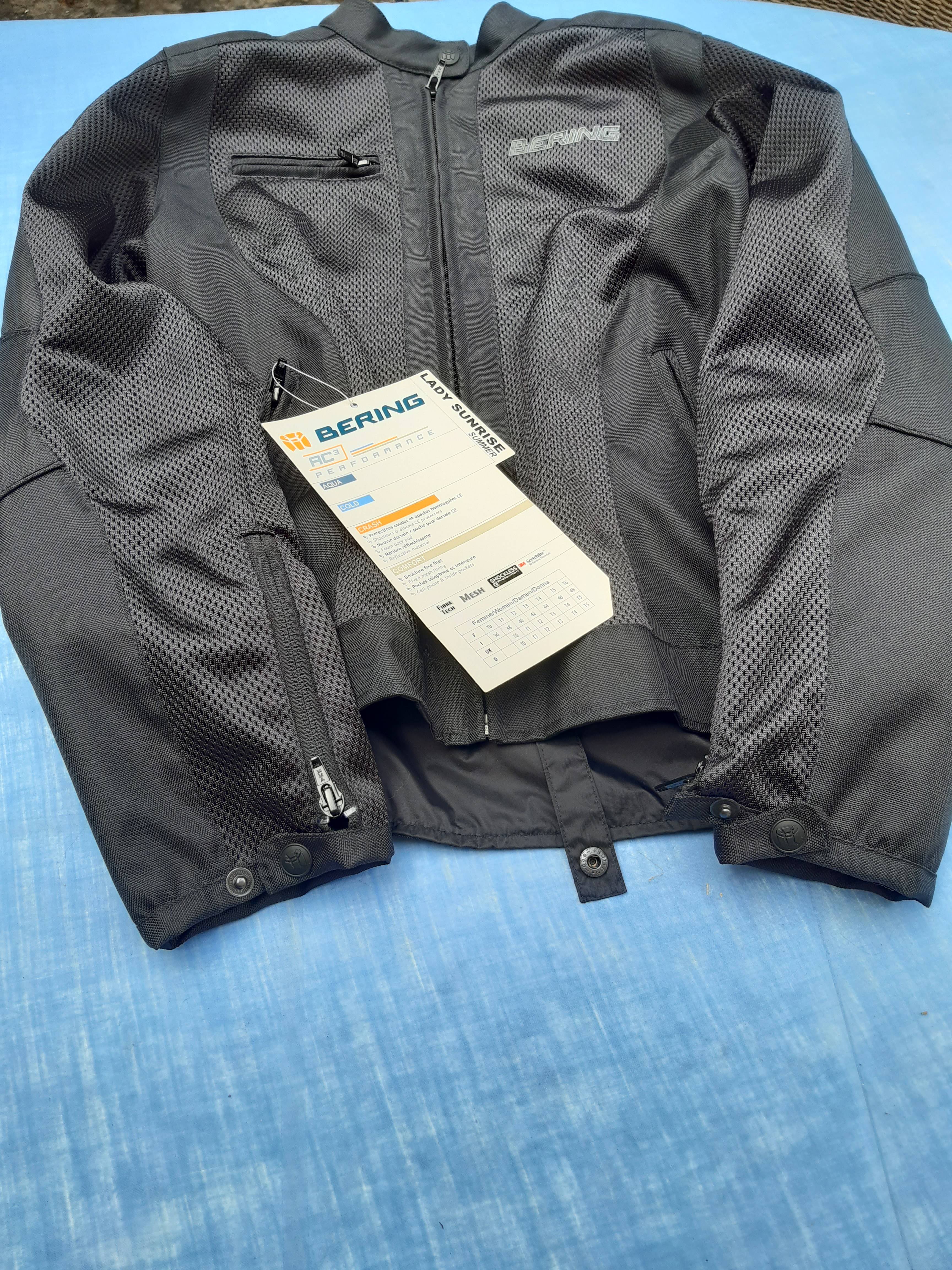 Vends blouson femme Bering moto