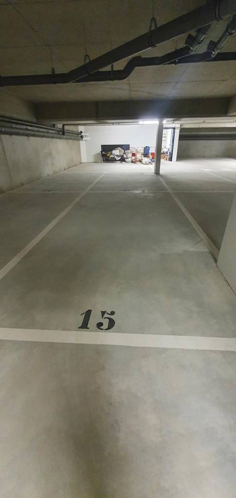 Loue garage, parking Aubergenville (78410)