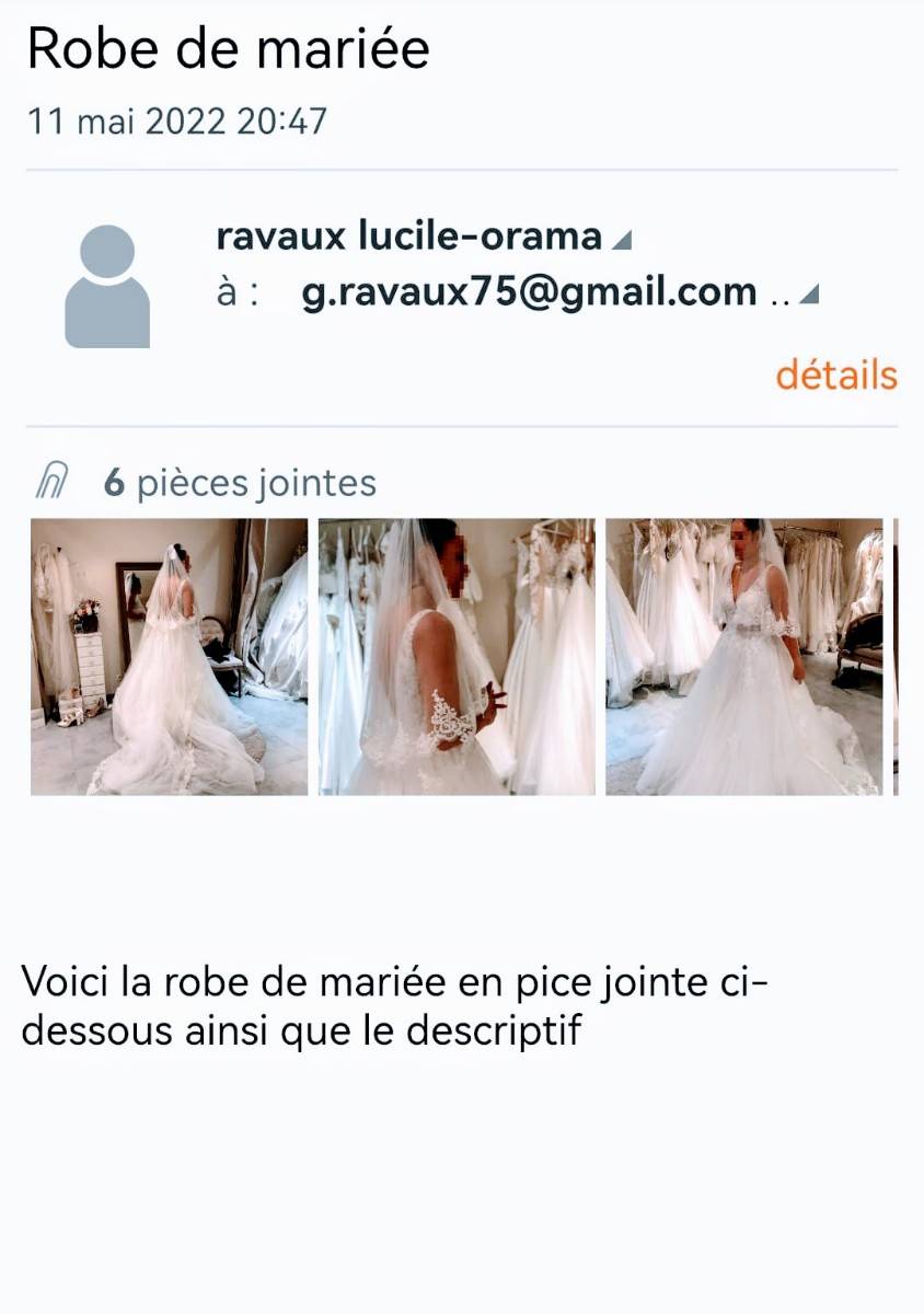 Vends robe de mariée longue neuve, jamais portée, avec incrustations, long voile et jupon - Taille 44
