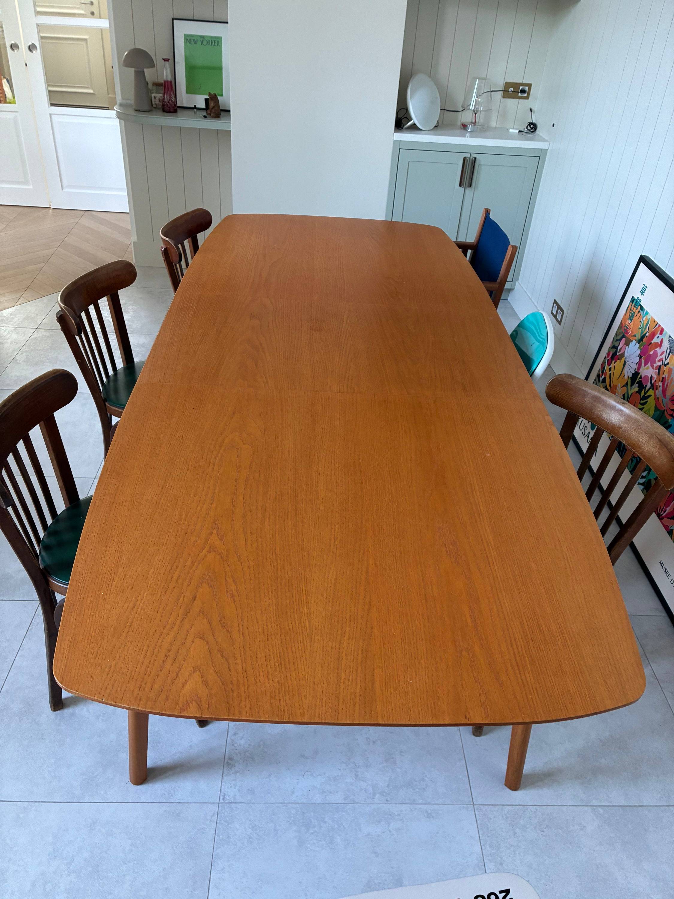 Vends table en chêne avec rallonge 6 à 10 personnes