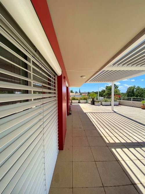 Vends villa sur le toit Avignon sud (84) 103m² extérieur 117m²