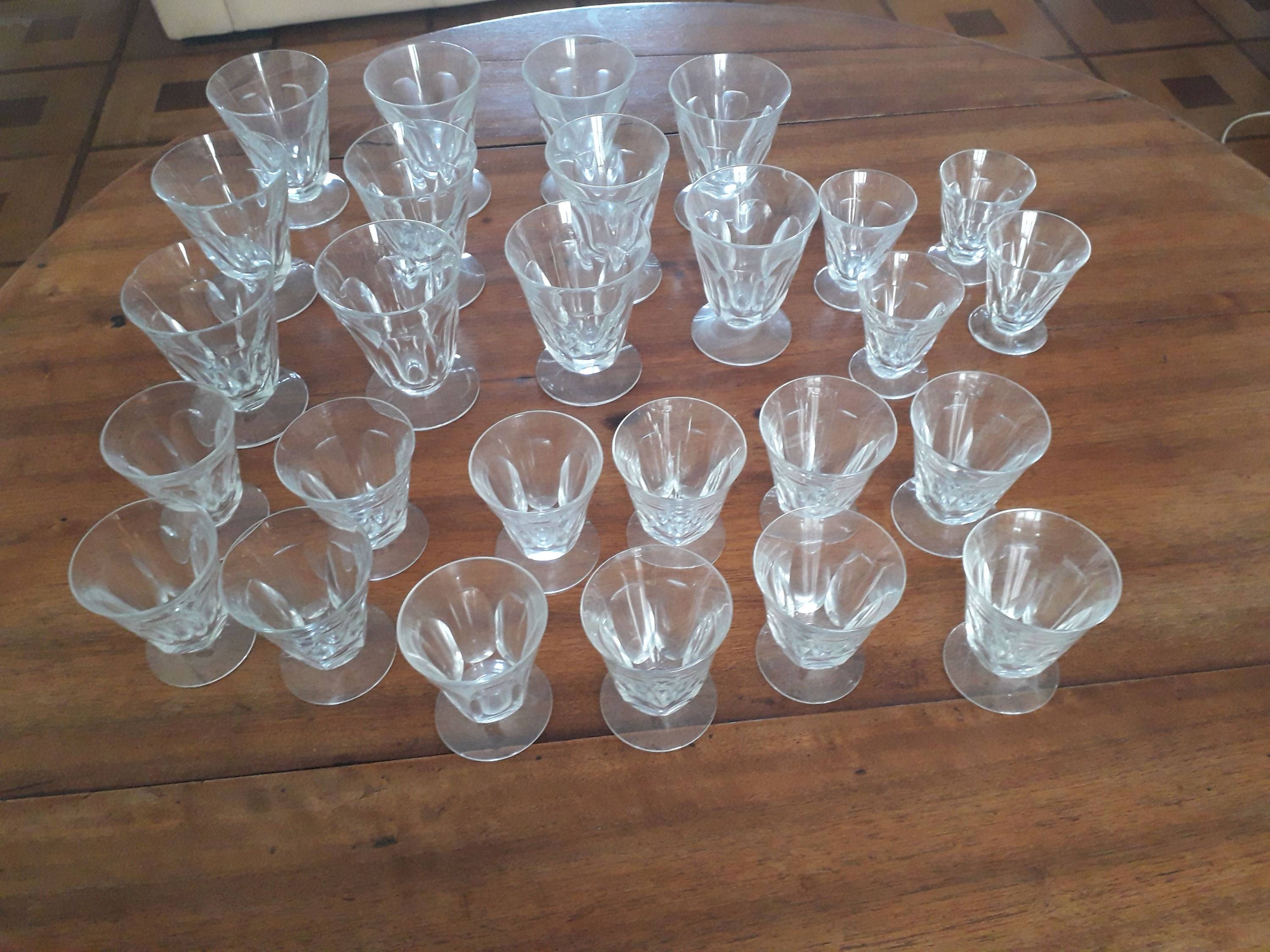 Verres cristal d’arques avec carafe