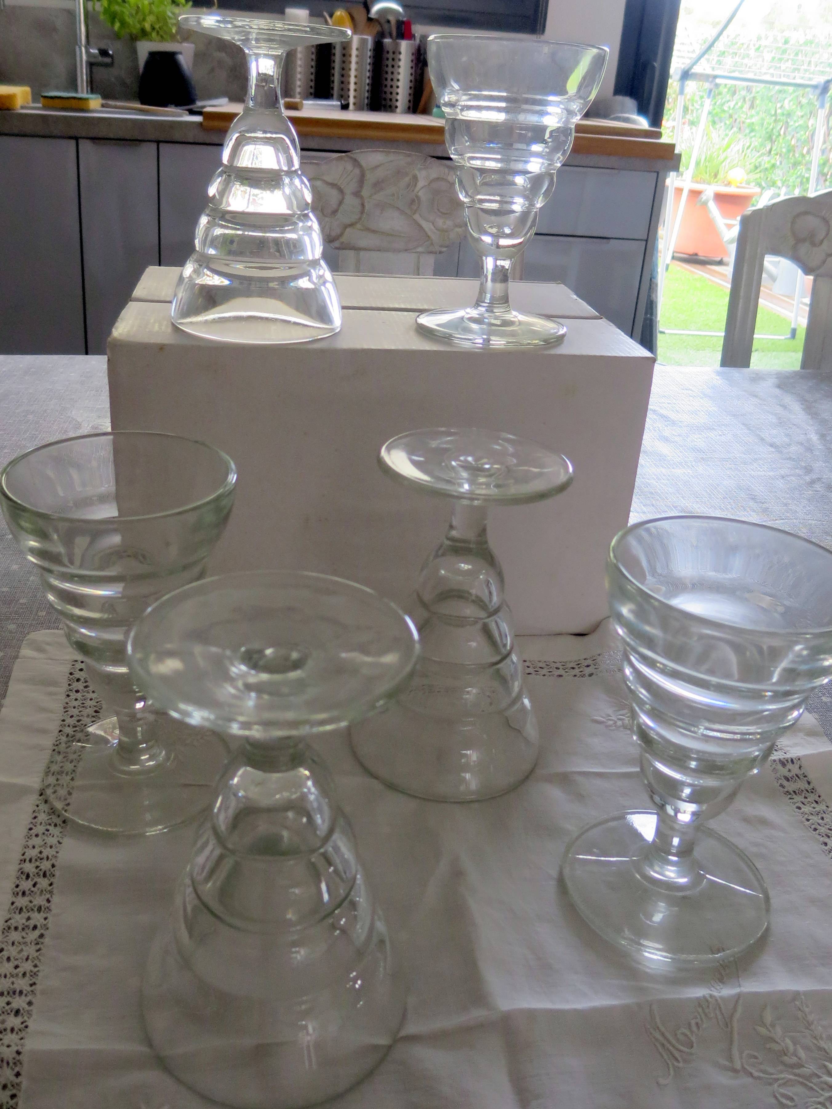 Lot 6 verres à pied Bar-Bistrot neufs