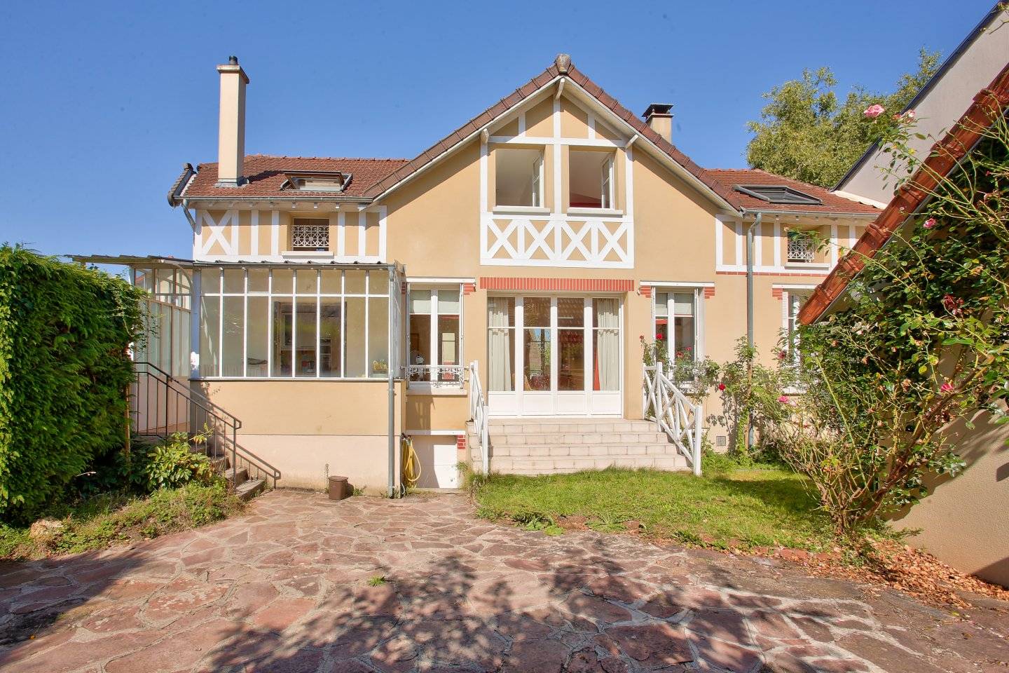 Versailles - Maison familiale de 180m² - 6 chambres - sans vis à vis, baignée de lumière