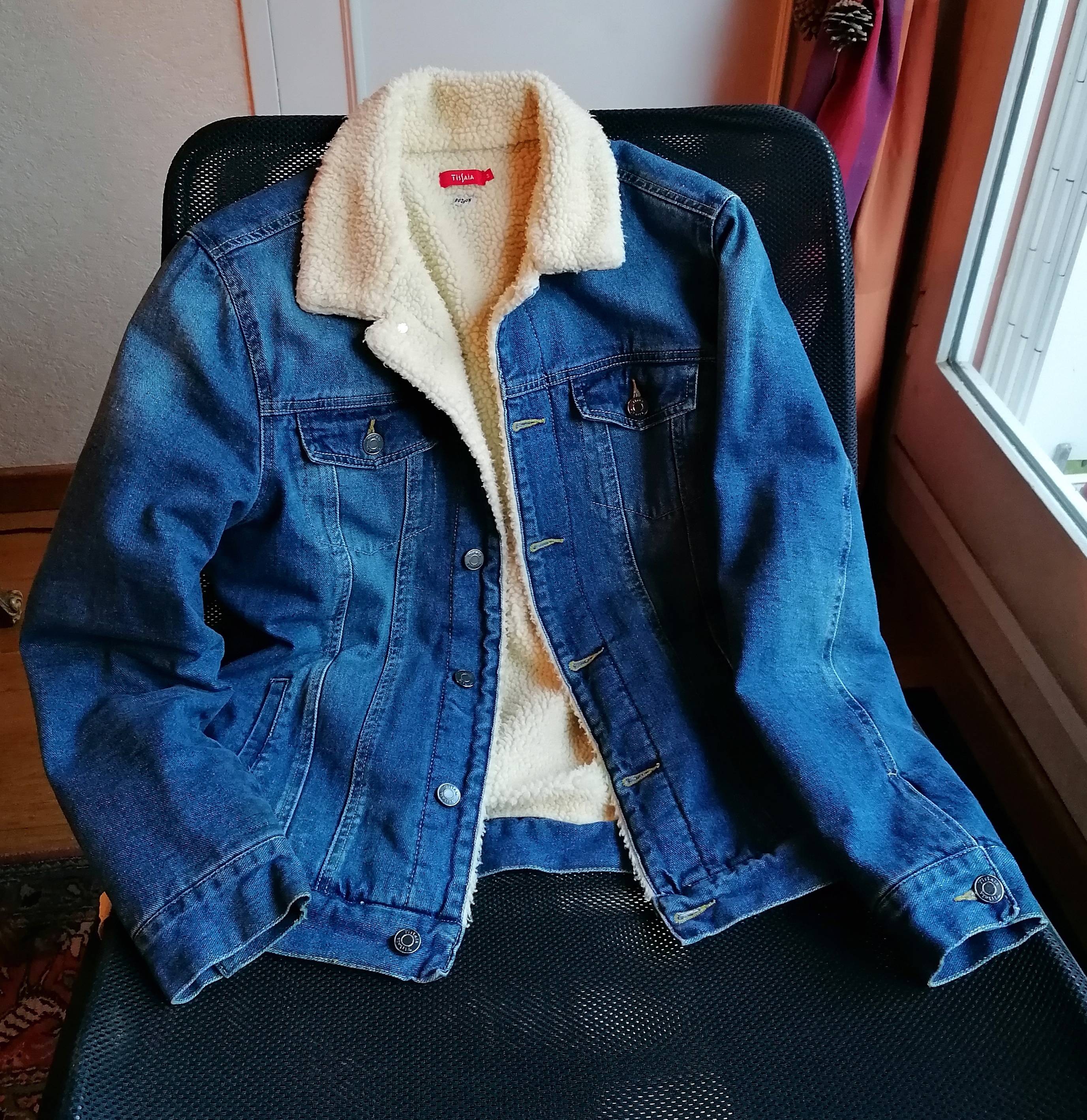 Vends veste en jean doublée - Taille M