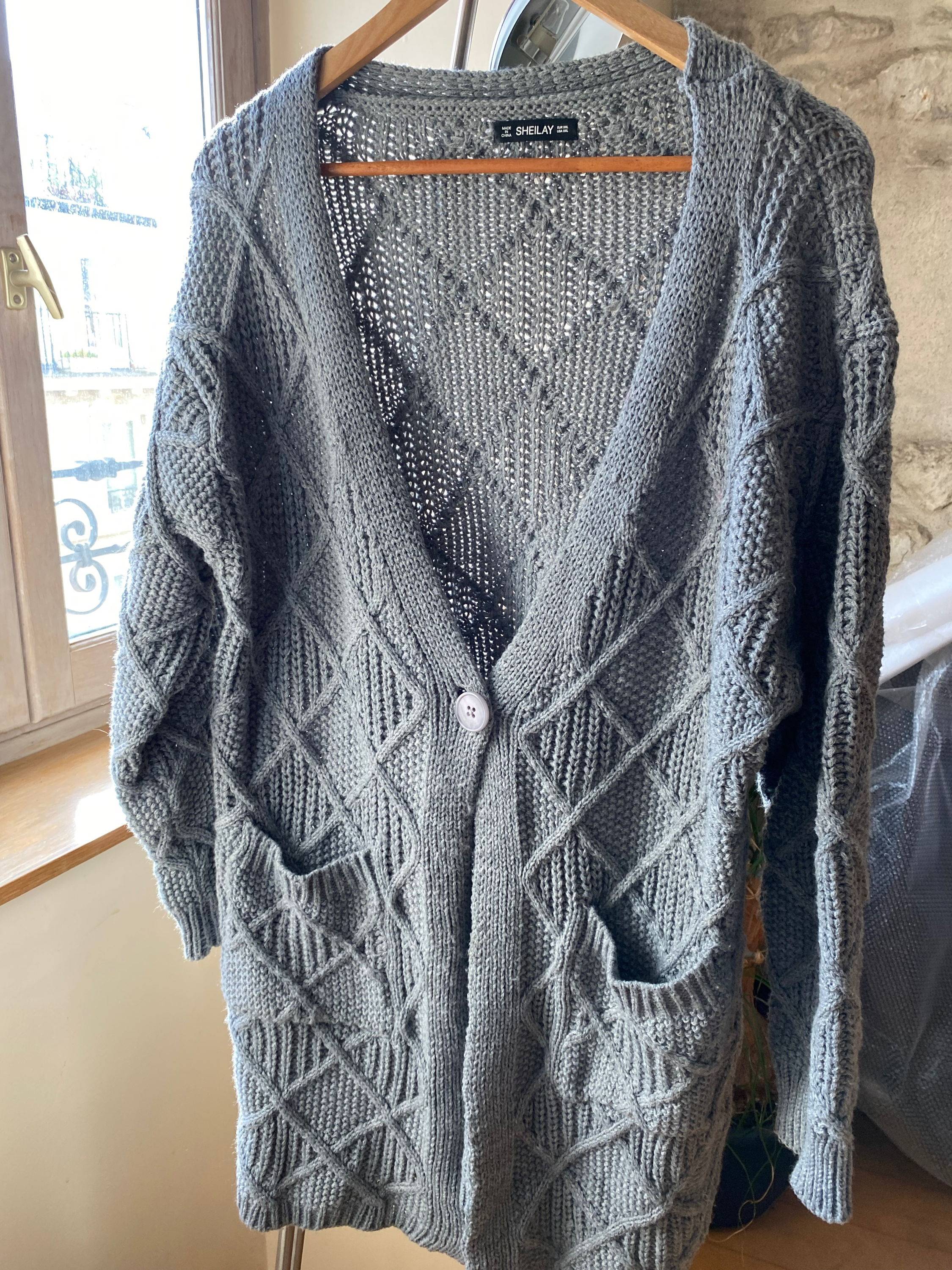 Vends veste longue chaude côtelée grise avec poches - Taille XXL