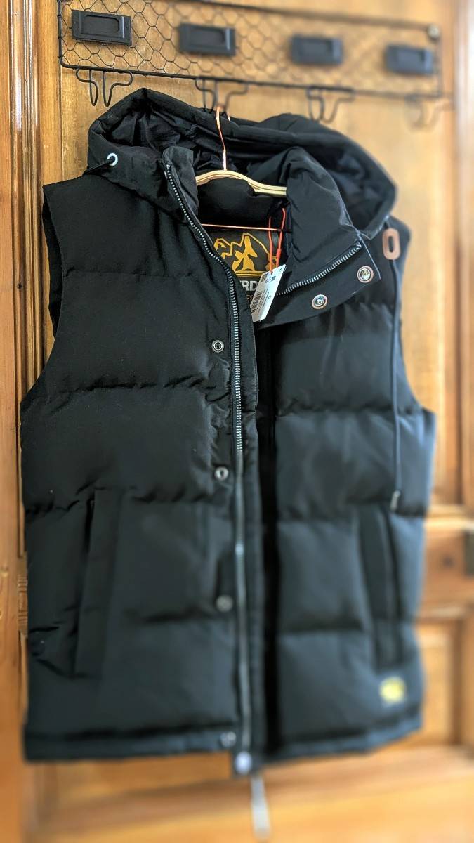Vends veste sans manches Superdry - Taille S