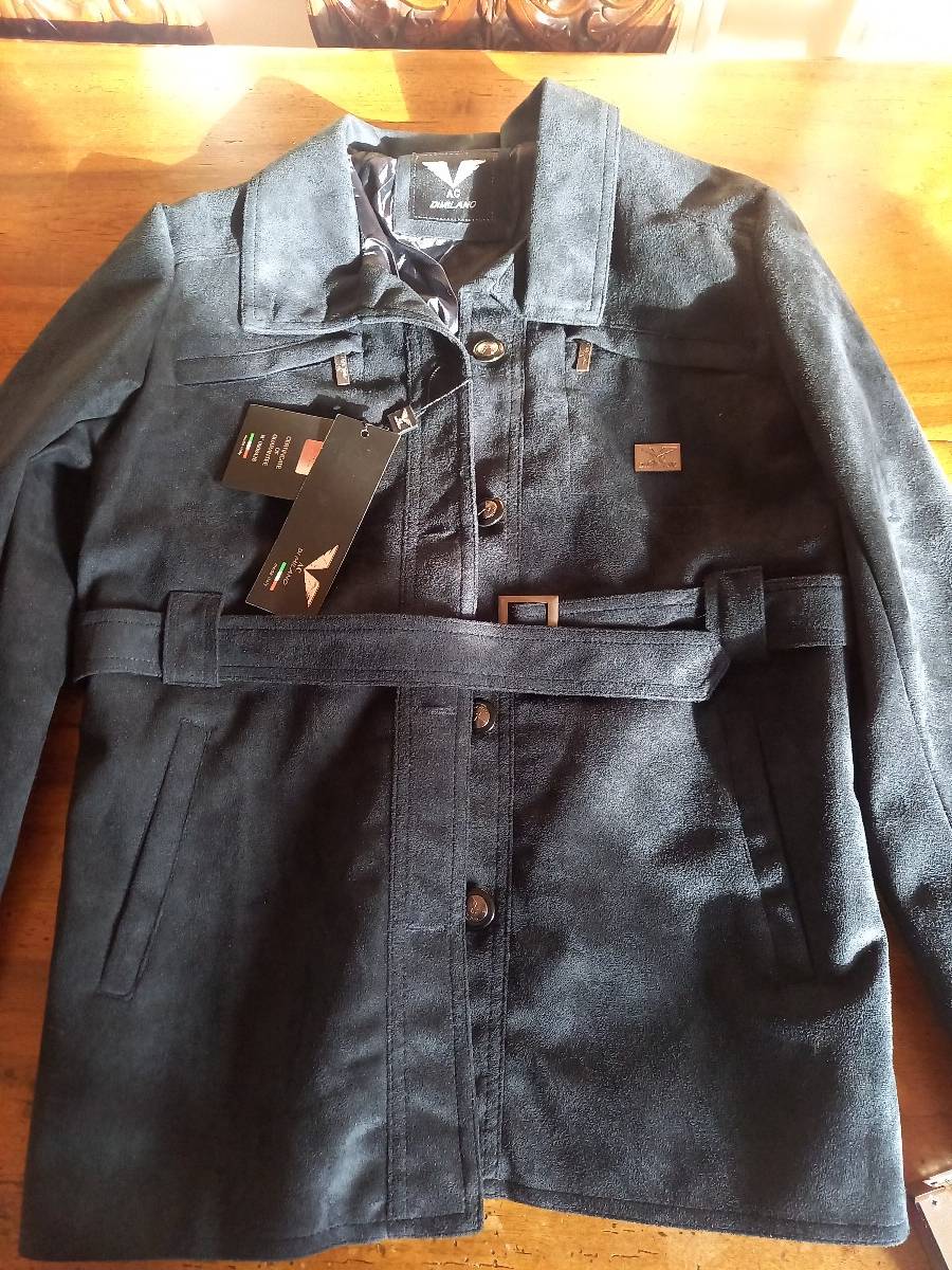 Vends veste neuve noire en daim forme saharienne - Taille M