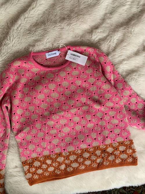 Pull Victoire neuf